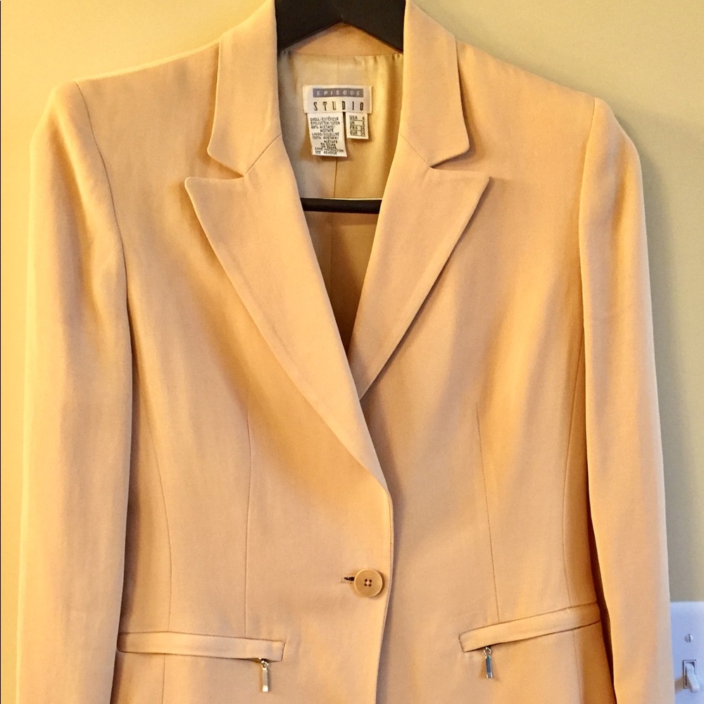 Episode Studio skirt suit set fully lined